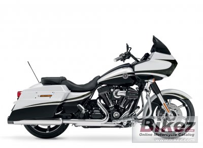 2012 Harley-Davidson FLTRXSE CVO Road Glide Custom photo